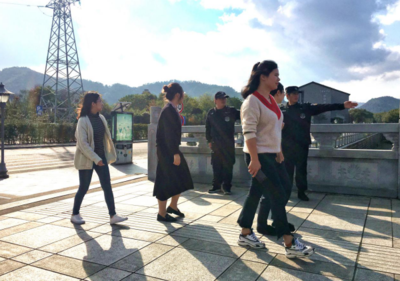 溪口景區(qū)開(kāi)展交通和攬客專項(xiàng)整治工作